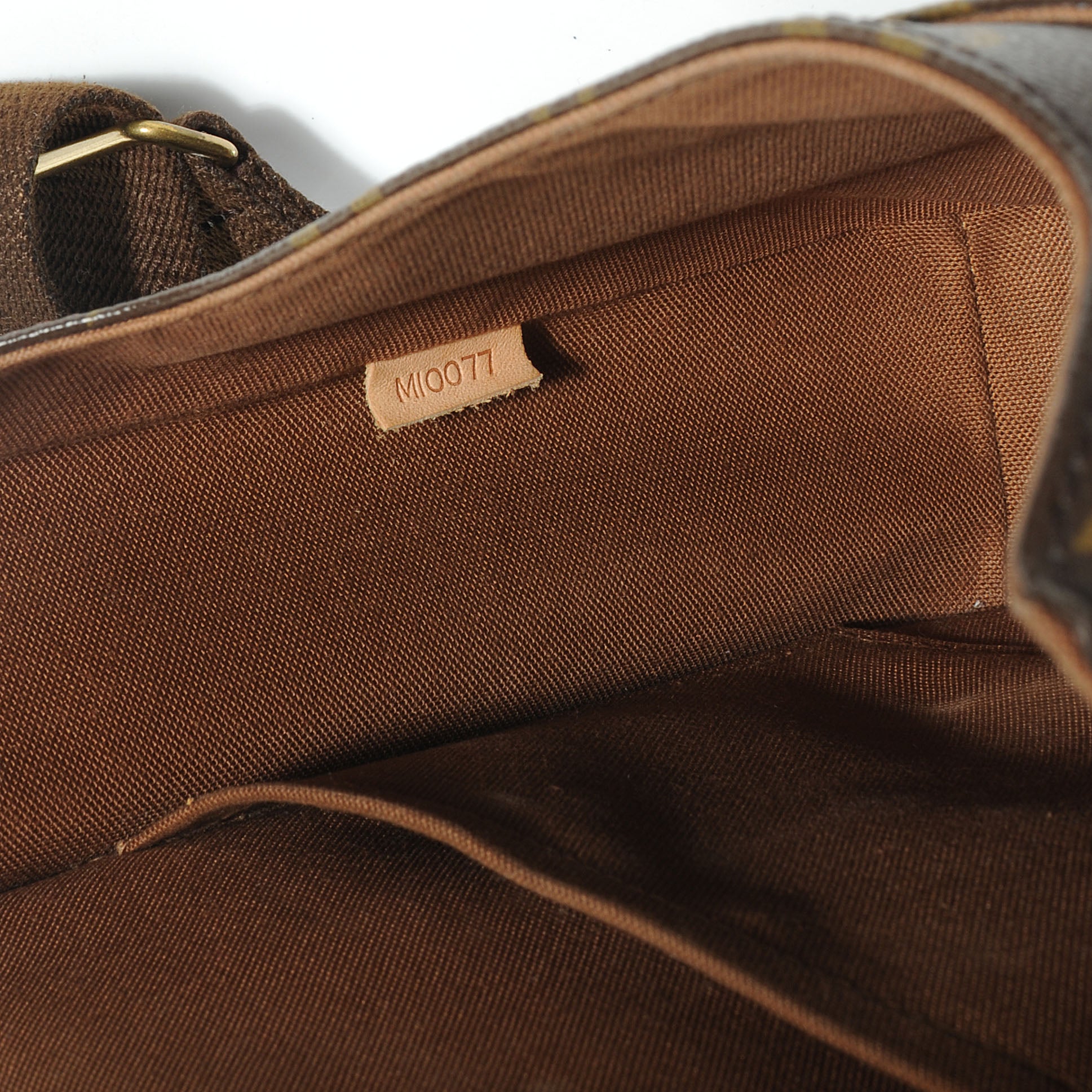Louis Vuitton Monogram Bosphore PM Messenger 7 of 8