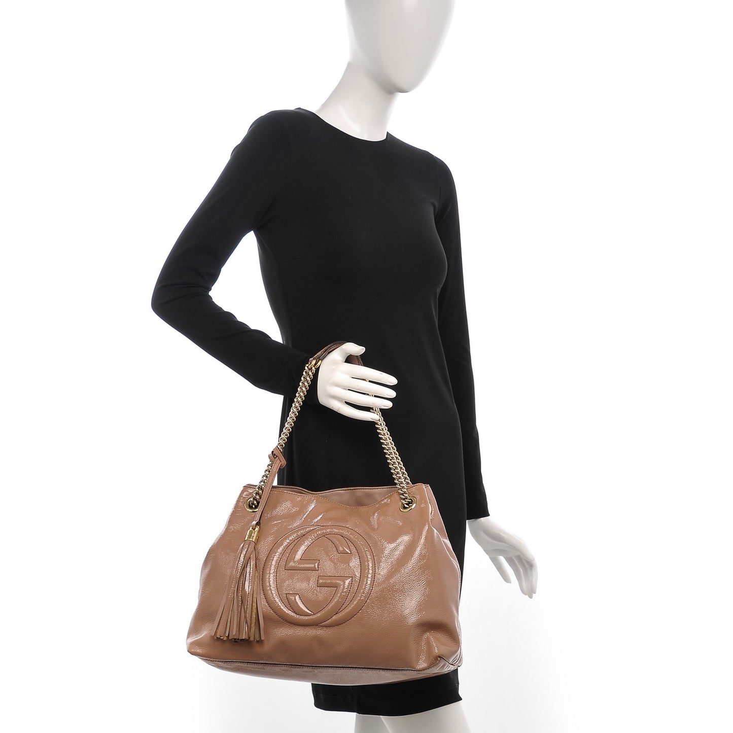 Patent Medium Soho Chain Shoulder Bag Dark Cipria