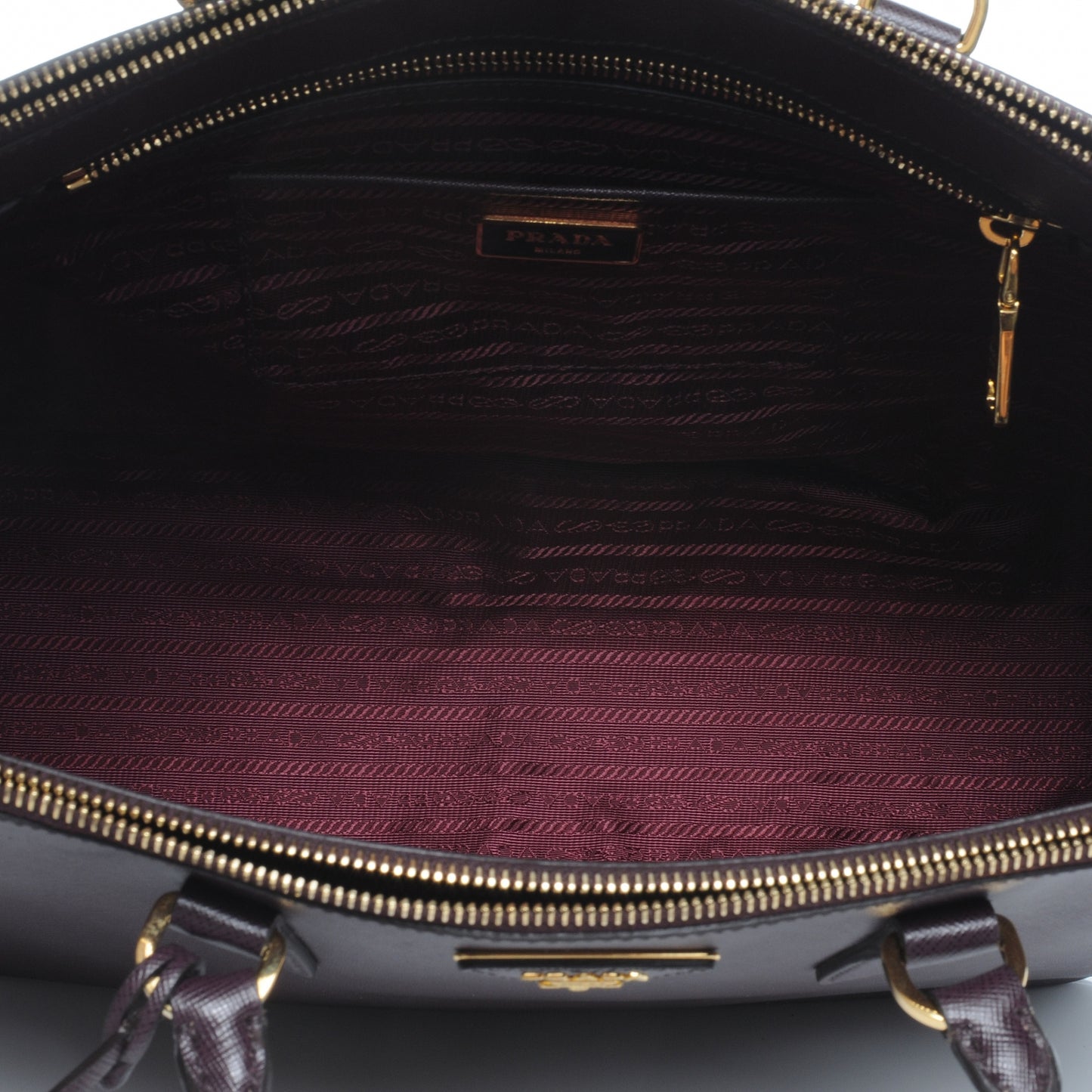 Saffiano Lux Tote Bordeaux