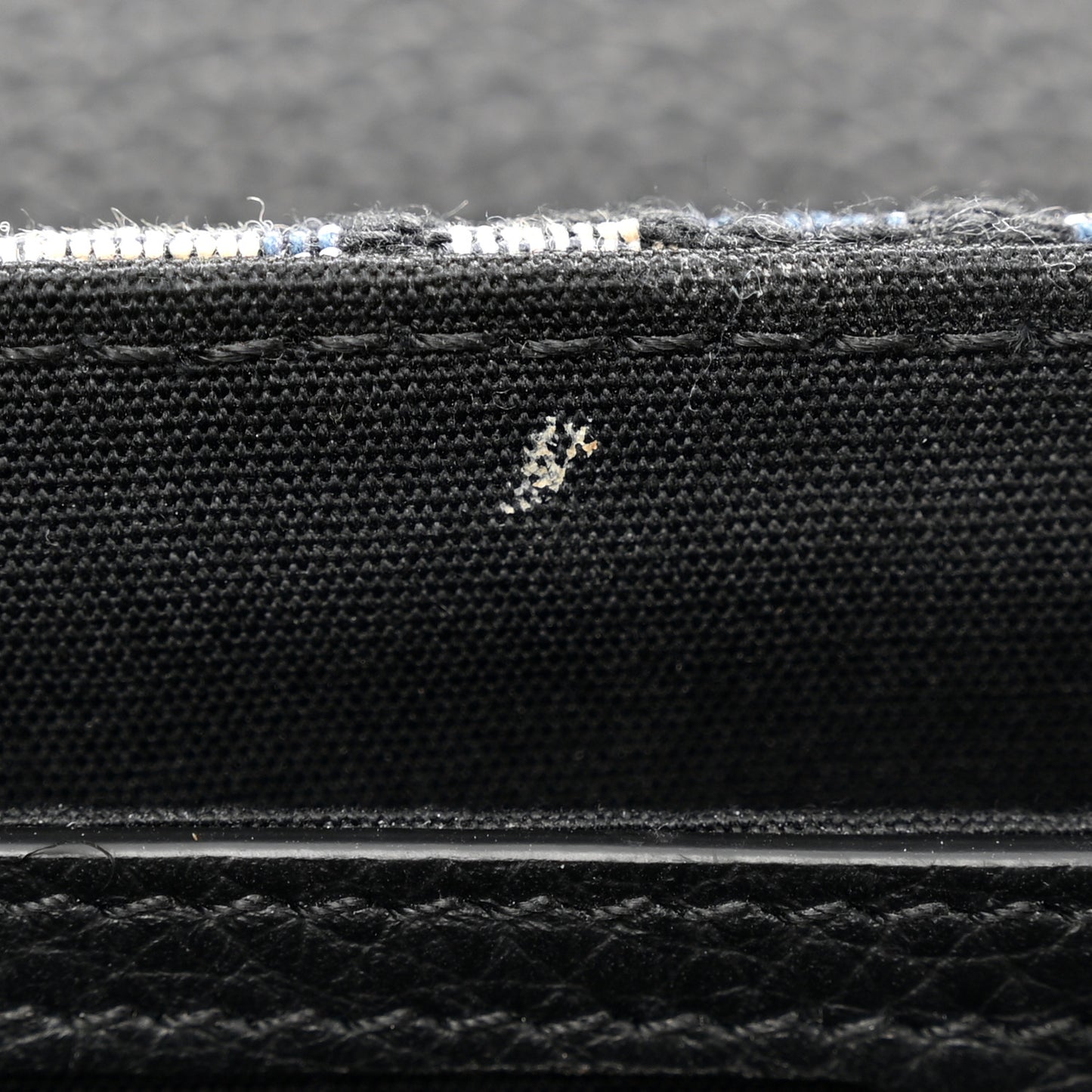 Grained Calfskin Oblique Saddle Messenger Black