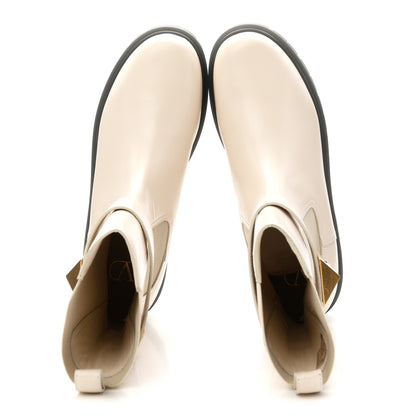 Valentino Garavani Calfskin One Stud Beatle 45mm Boots 41 Light Ivory 2 of 11