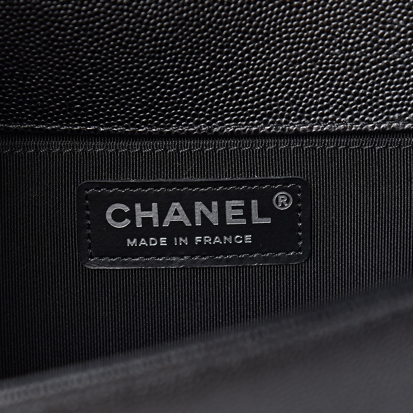 Caviar Quilted Medium Boy Flap Black