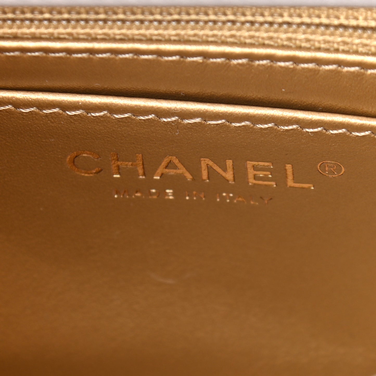 Lambskin Quilted Mini Pearl Crush Flap Light Grey