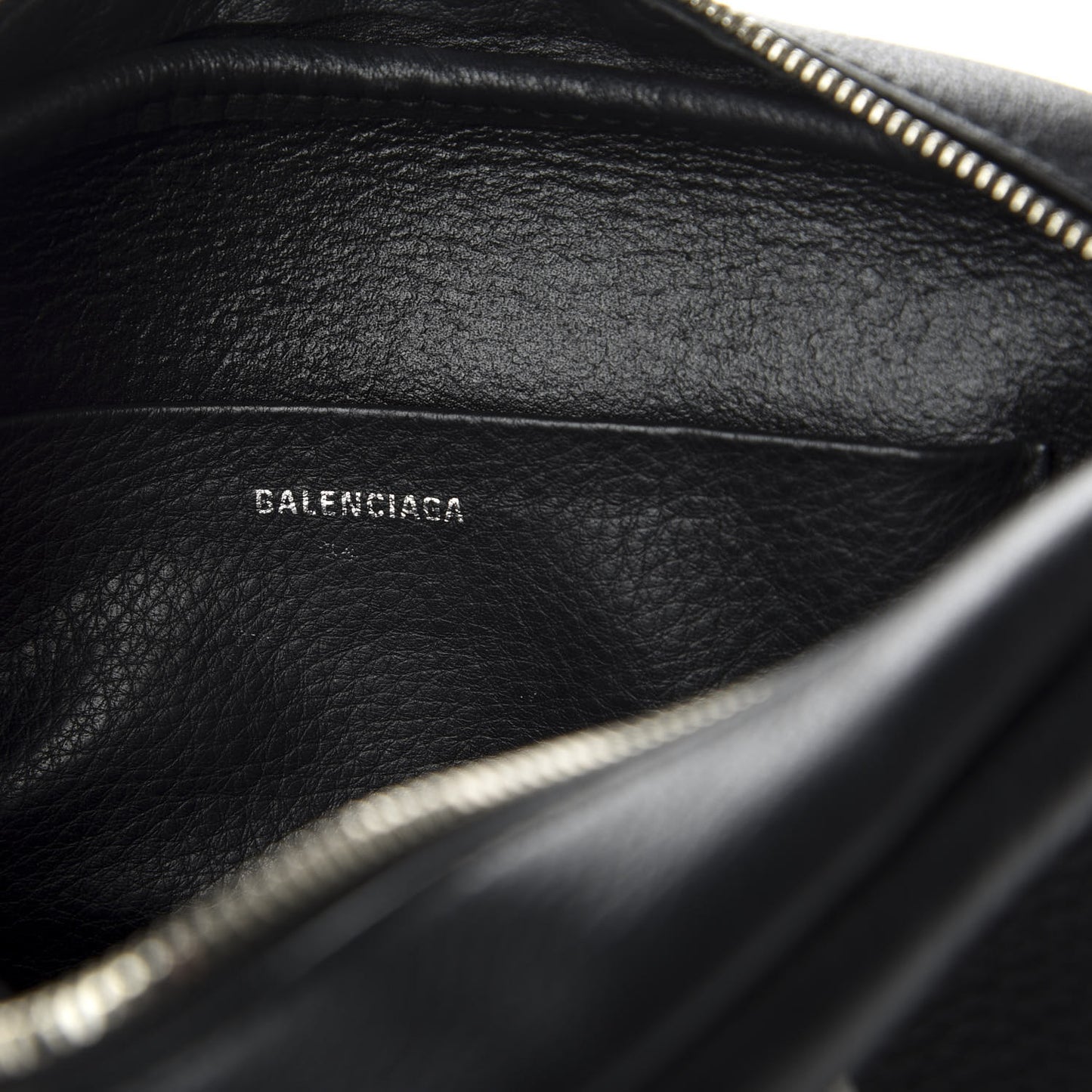 Calfskin Everyday Logo S Camera Bag Black