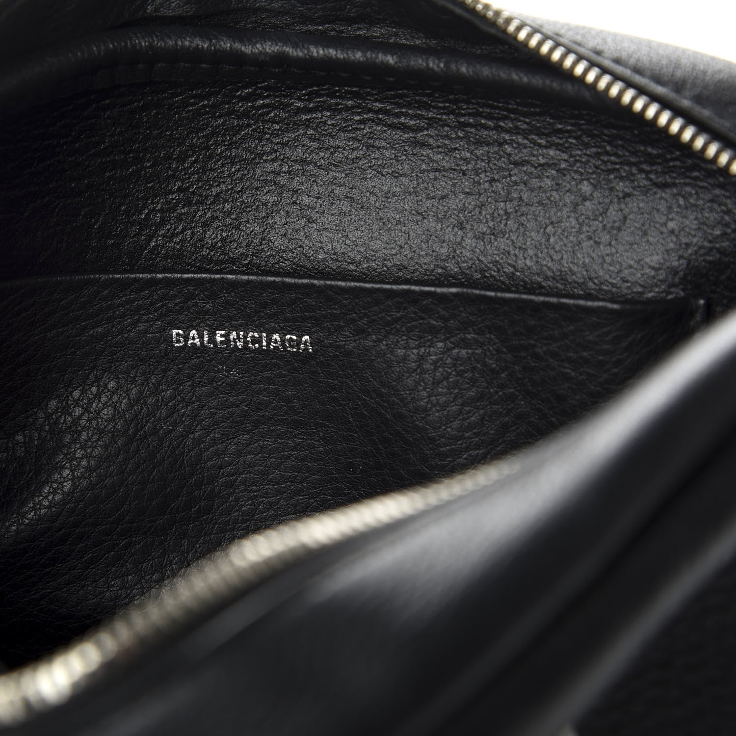 Balenciaga Calfskin Everyday Logo S Camera Bag Black 6 of 9