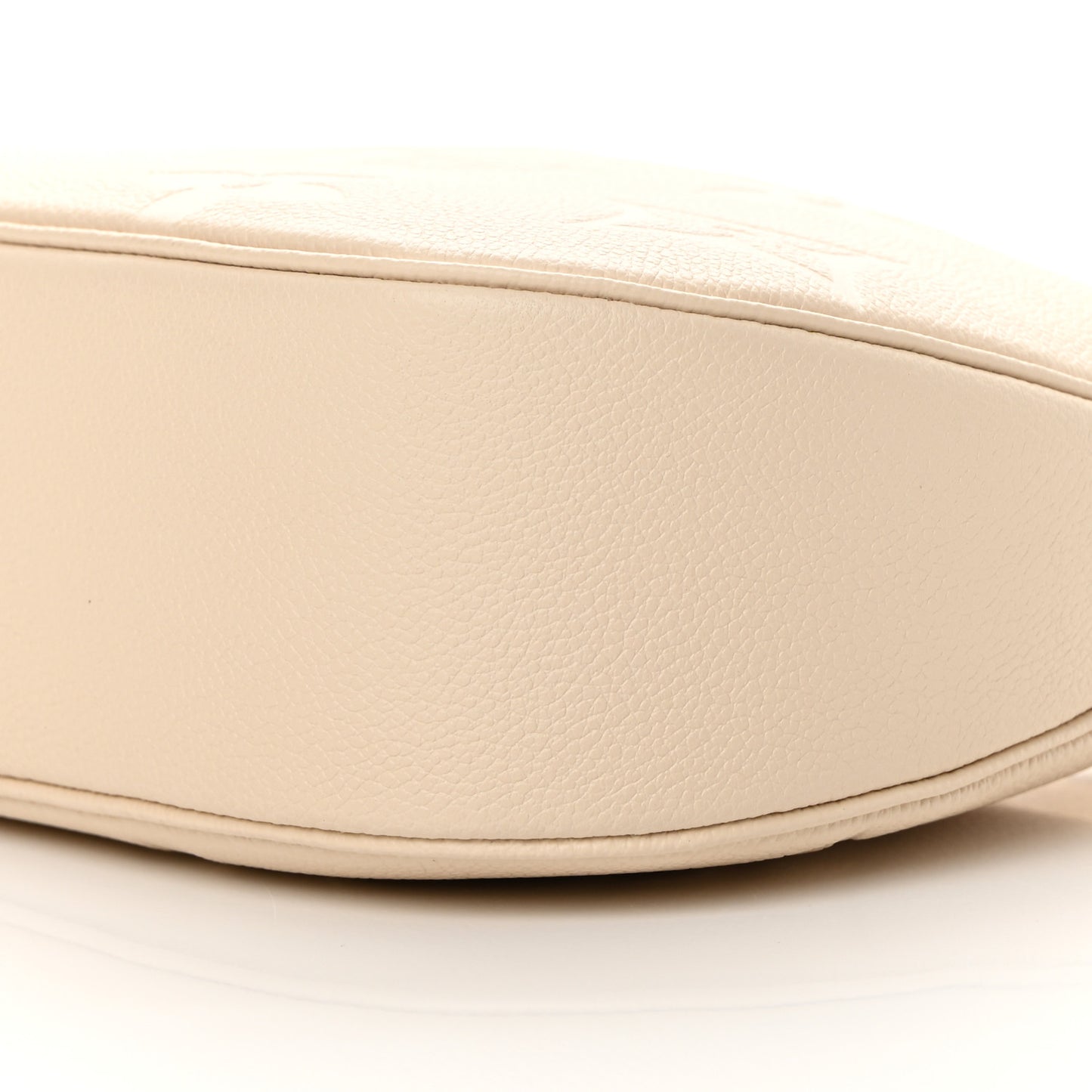 Empreinte Monogram Giant Bagatelle NM Creme