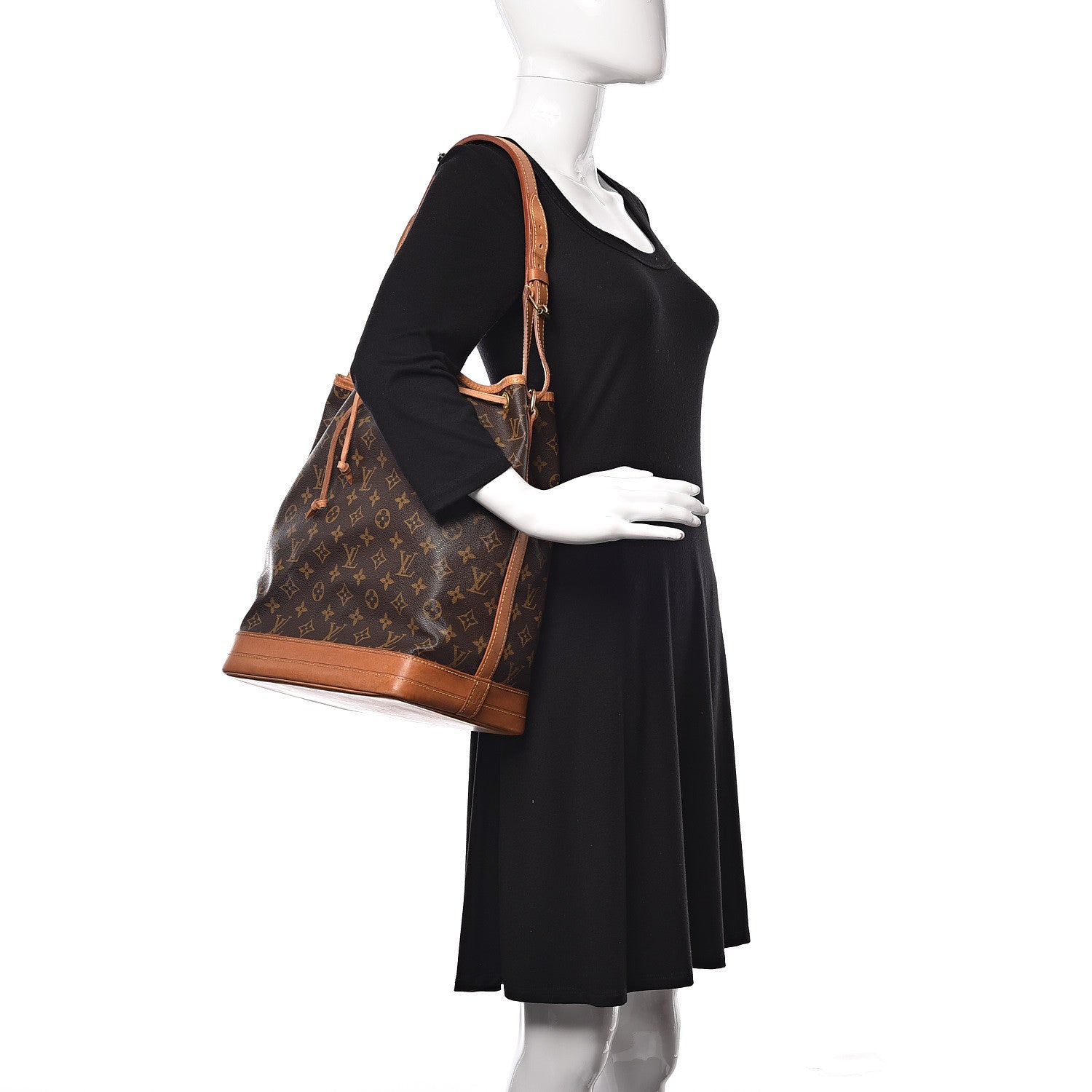 Louis Vuitton Monogram Noe 2 of 12