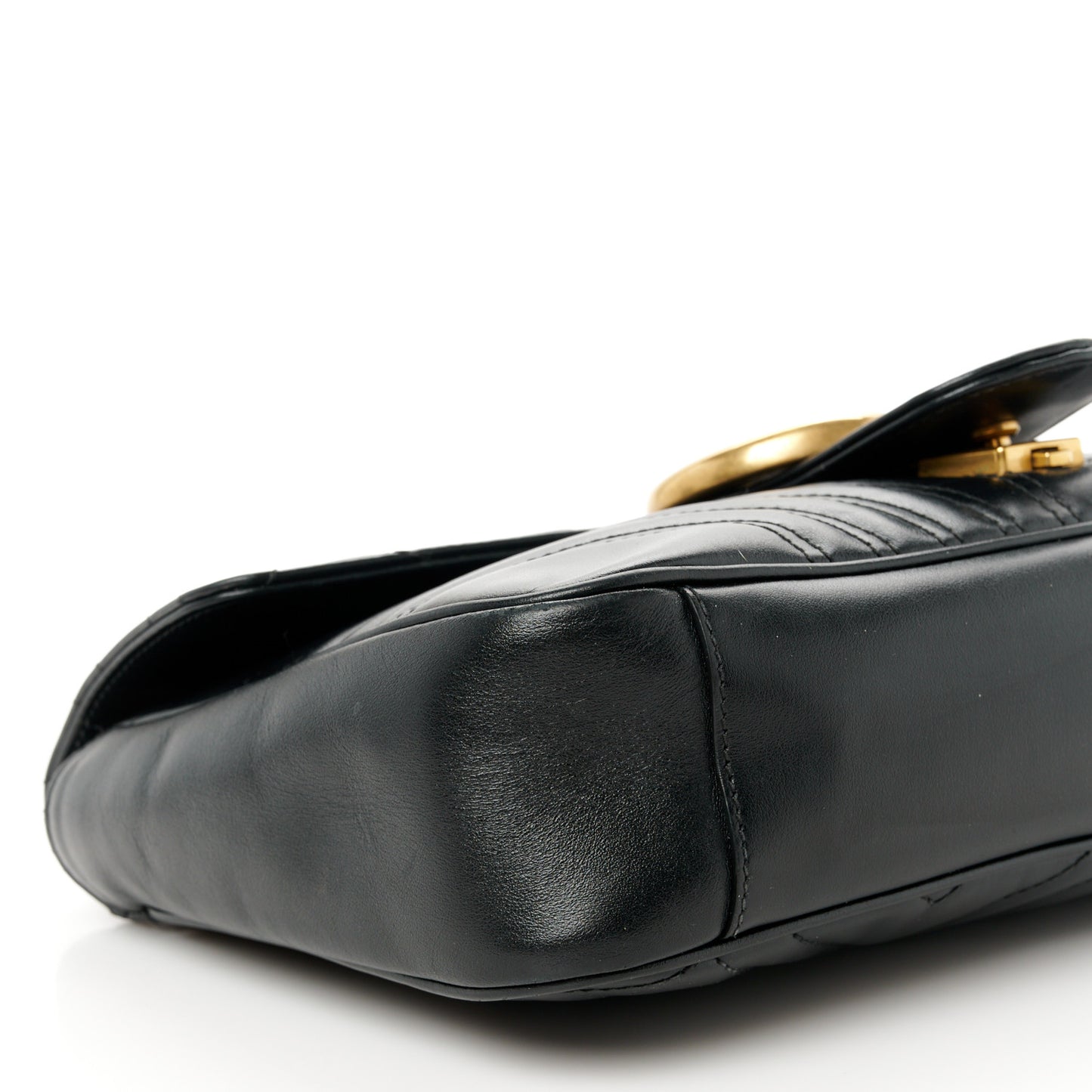 Calfskin Matelasse Medium GG Marmont Shoulder Bag Black