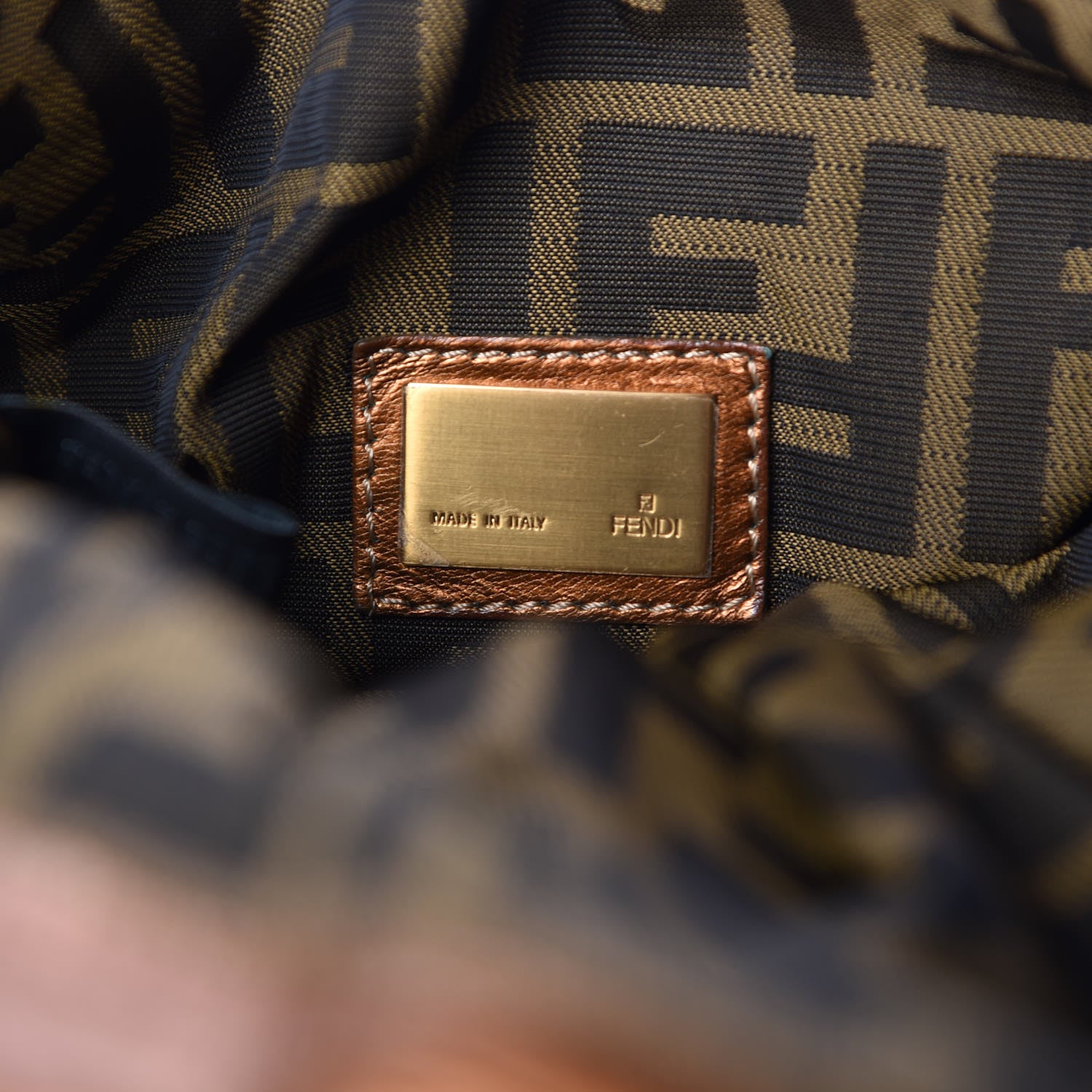 Fendi Nappa Fortuny Hologram Spy Tobacco Oro Ambrato 6 of 9