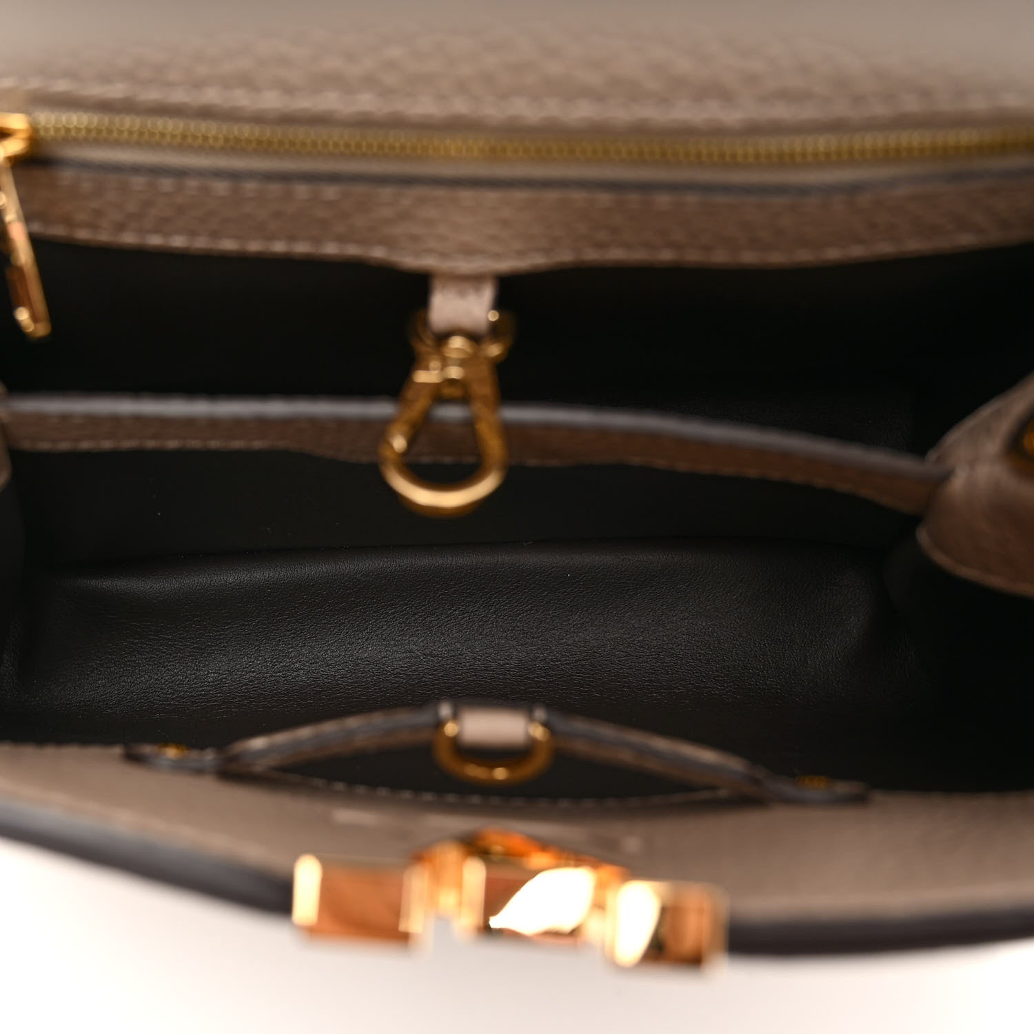 Louis Vuitton Taurillon Capucines BB Galet 5 of 9