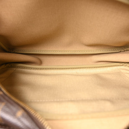 Louis Vuitton Monogram Reporter PM 5 of 9
