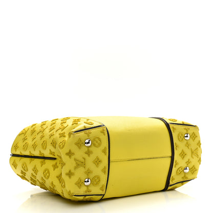 Louis Vuitton Veau Cachemire Tote W PM Pistache 4 of 16