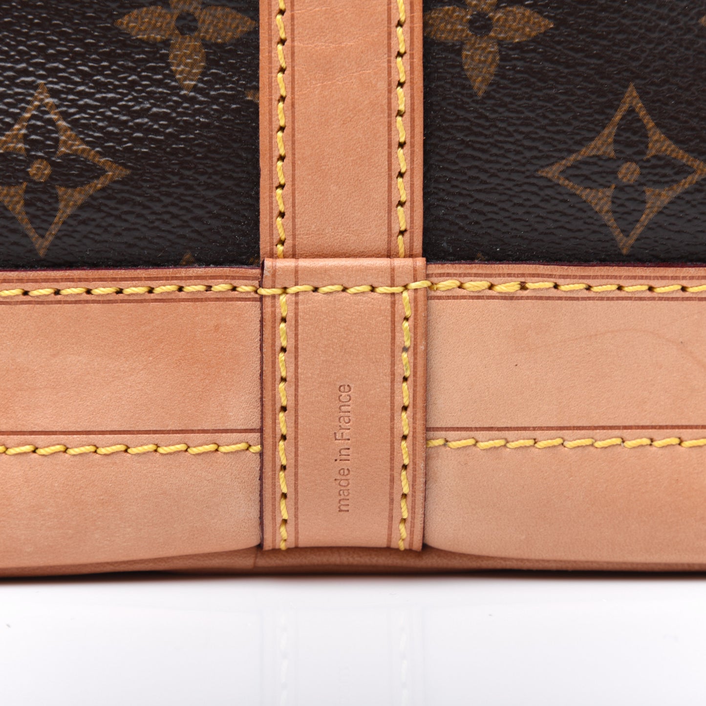 Monogram Noe
