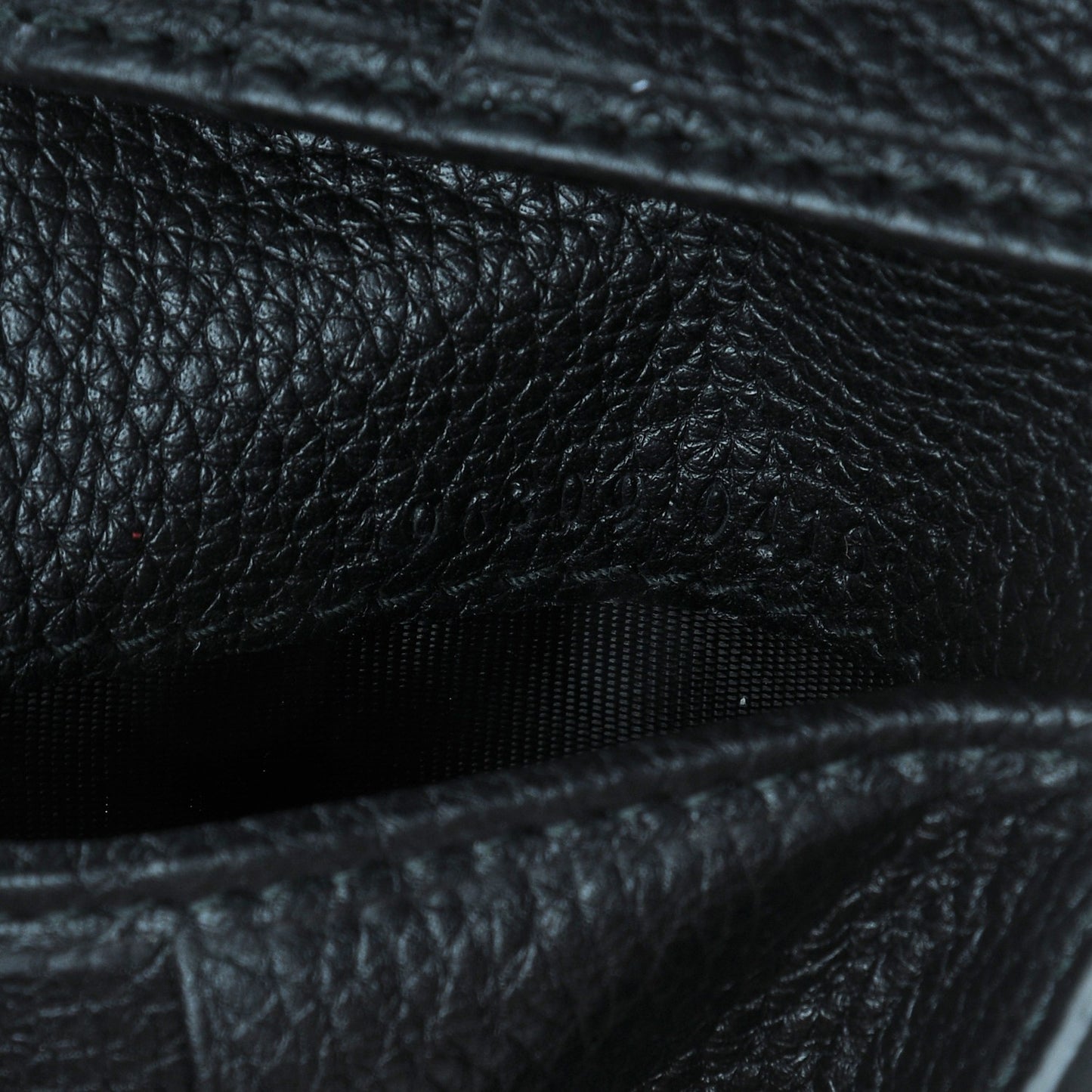 Cripto Calfskin Logo Bi-Fold Wallet Black Grege