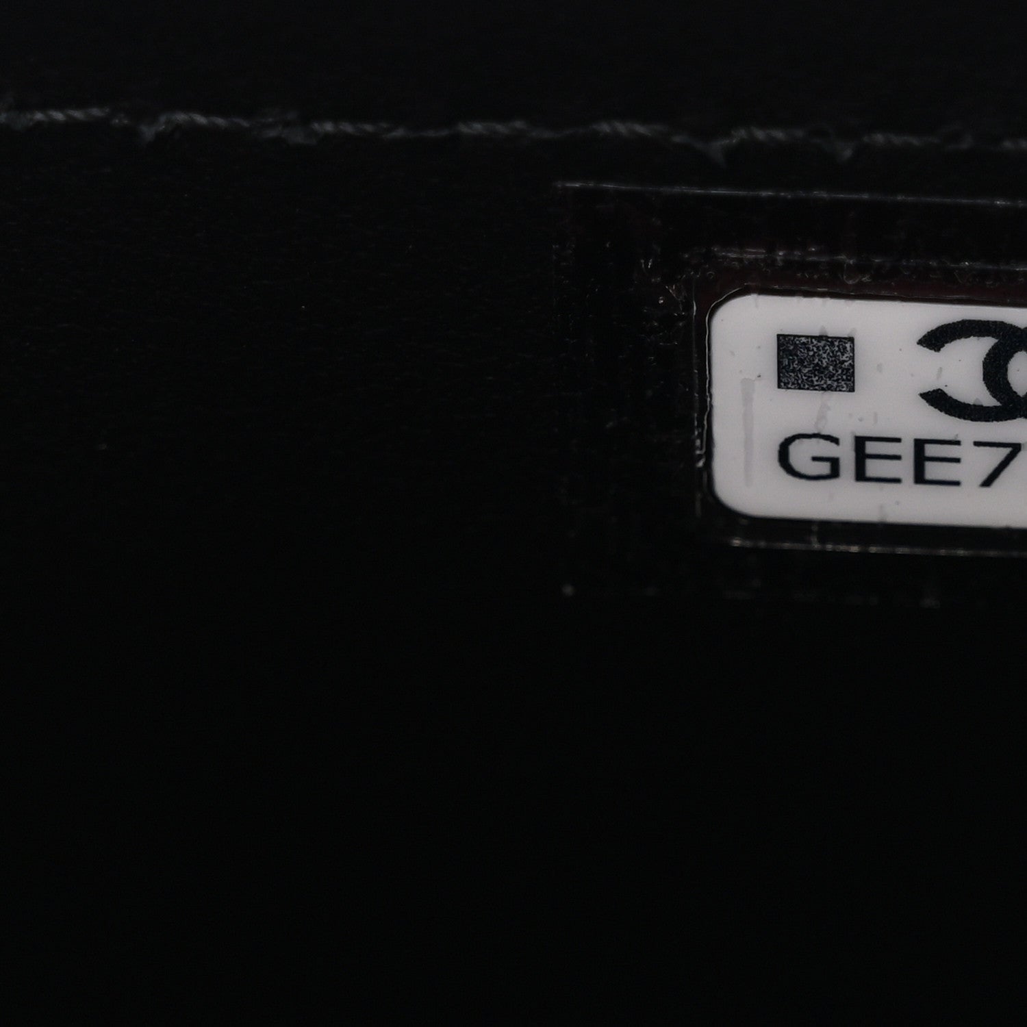 Chanel Shiny Caviar Preppy Coco Long Vanity With Strap Black 7 of 11