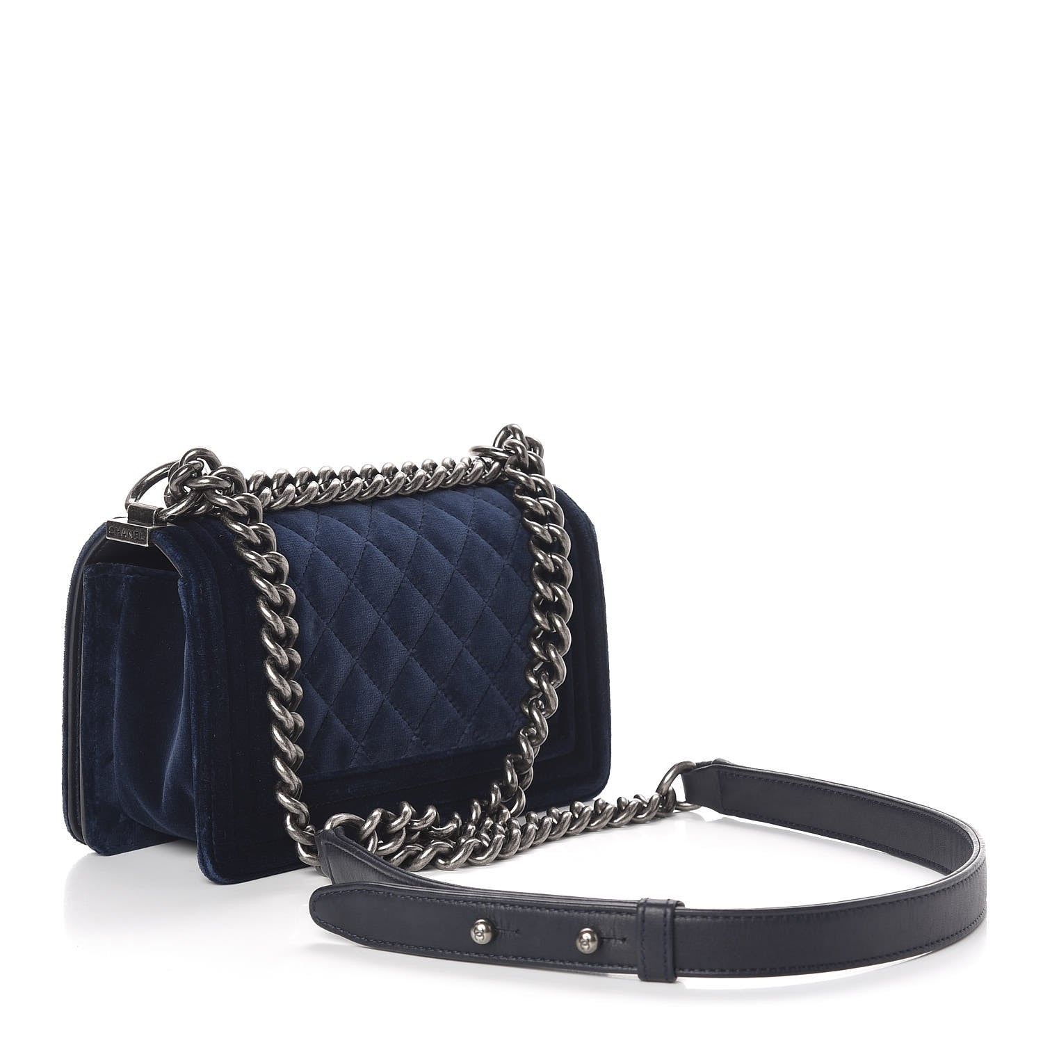 Chanel Velvet Quilted Small Boy Flap Marine Fonce 3 of 17