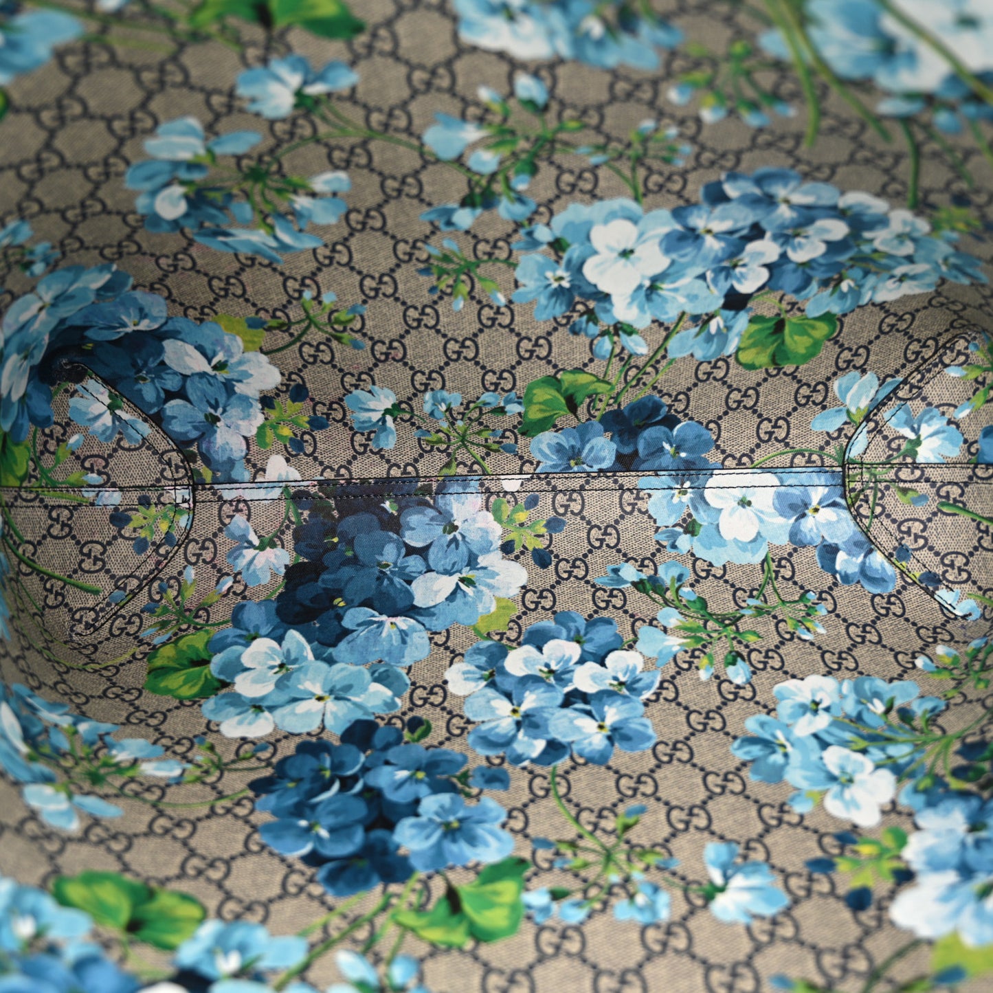 GG Supreme Monogram Blooms Medium Reversible Tote Beige Blue