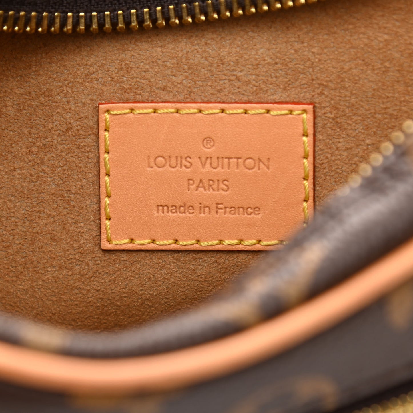 Monogram Loop