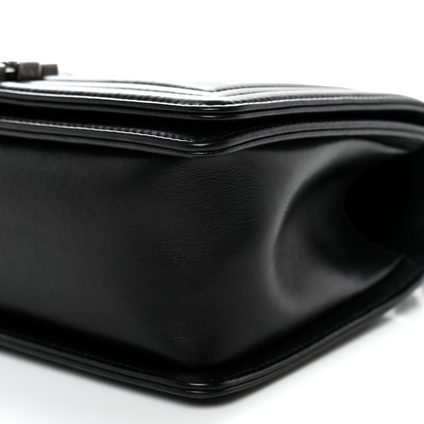 Lambskin Quilted Medium Boy Flap Black