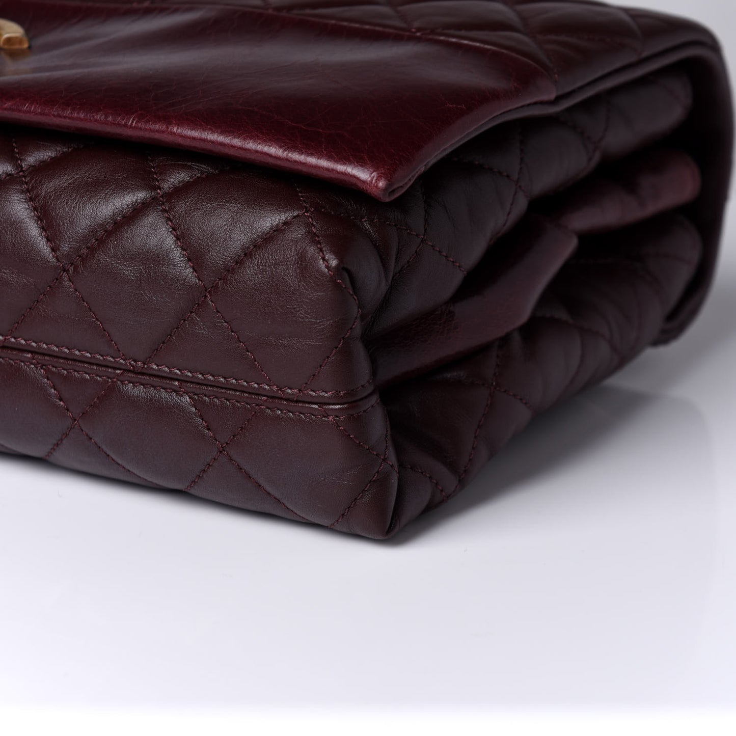 Calfskin Quilted Jumbo Soft Elegance Flap Bordeaux