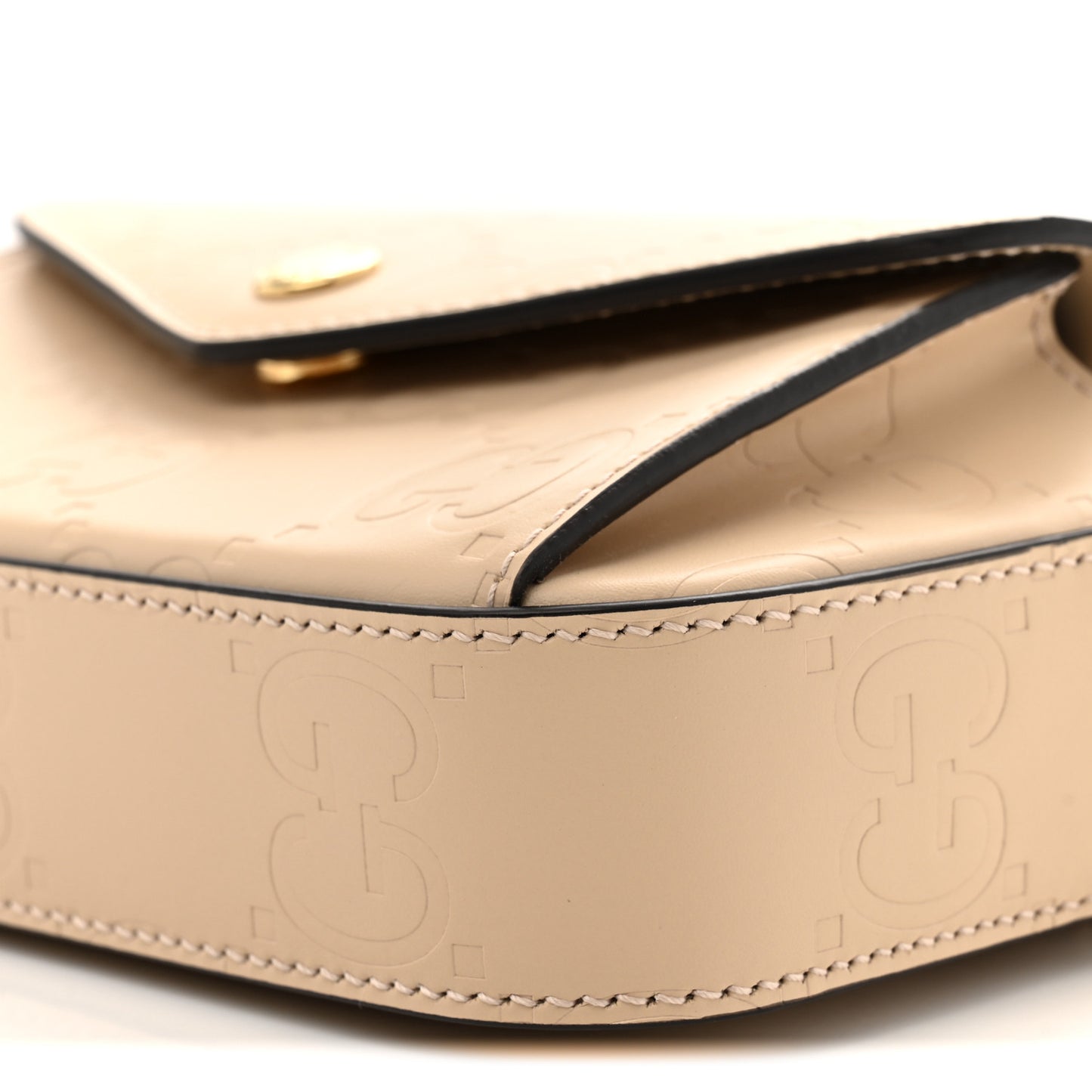 Calfskin GG Super Mini Debossed Chain Wallet Souffle Rose