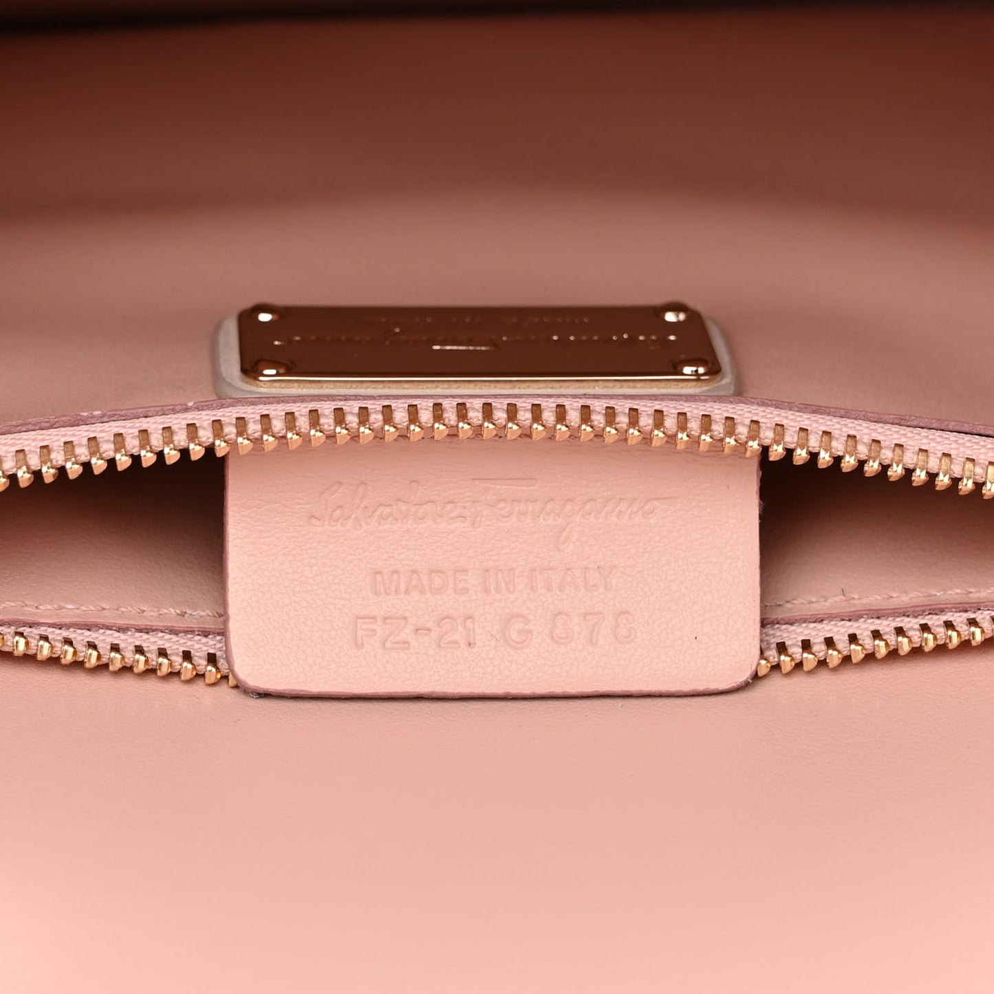 Smooth Calfskin Vara Bow Chain Flap Crossbody Jasmine Flow Bonbon