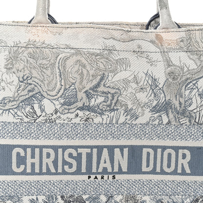 Christian Dior Gradient Canvas Embroidered Large Dioriviera Toile De Jouy Book Tote Blue Blue 8 of 15