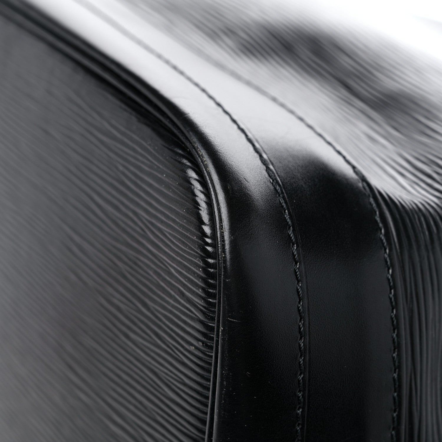 Louis Vuitton Epi Noe Black 10 of 15