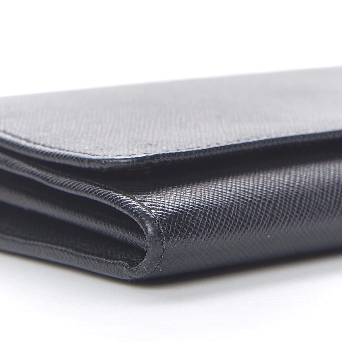 Saffiano Metal Oro Chain Wallet Black