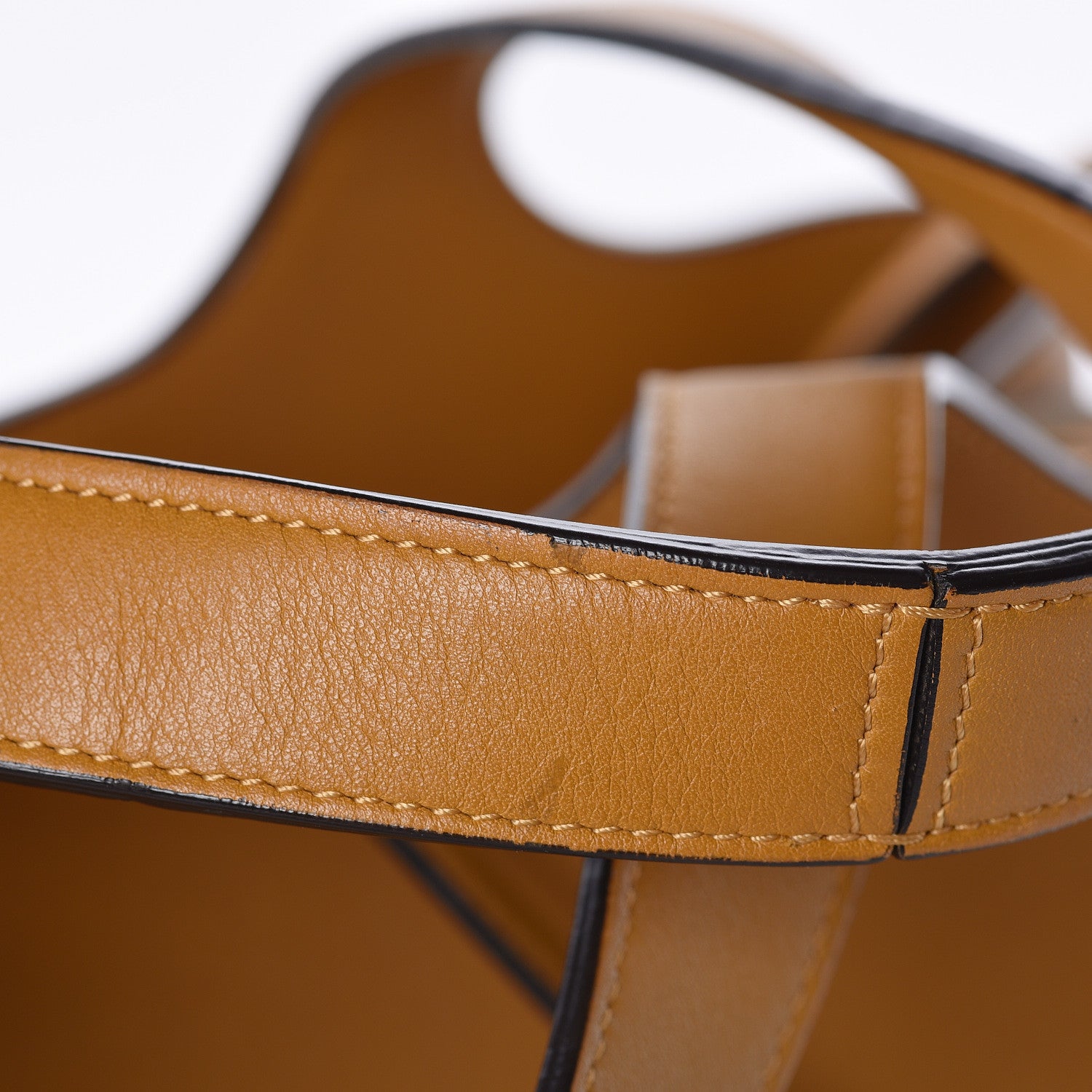 Celine Supple Natural Calfskin Medium Tri-Fold Bag Blonde 16 of 20