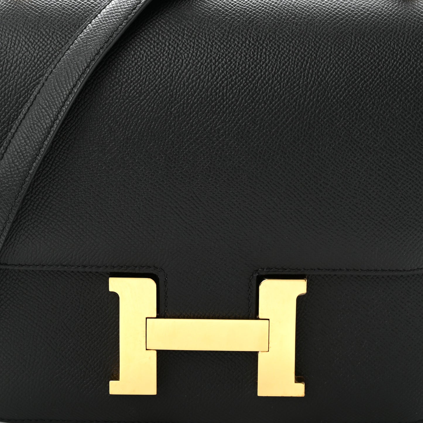 Epsom Constance 24 Black