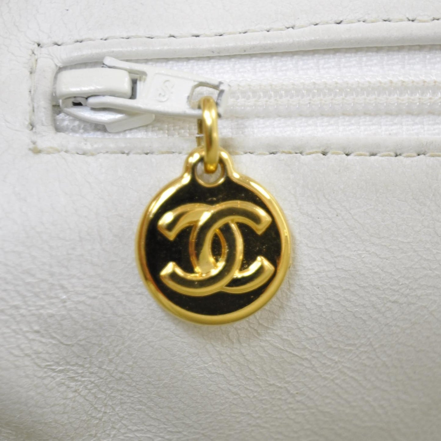 Lambskin Quilted CC Handbag White