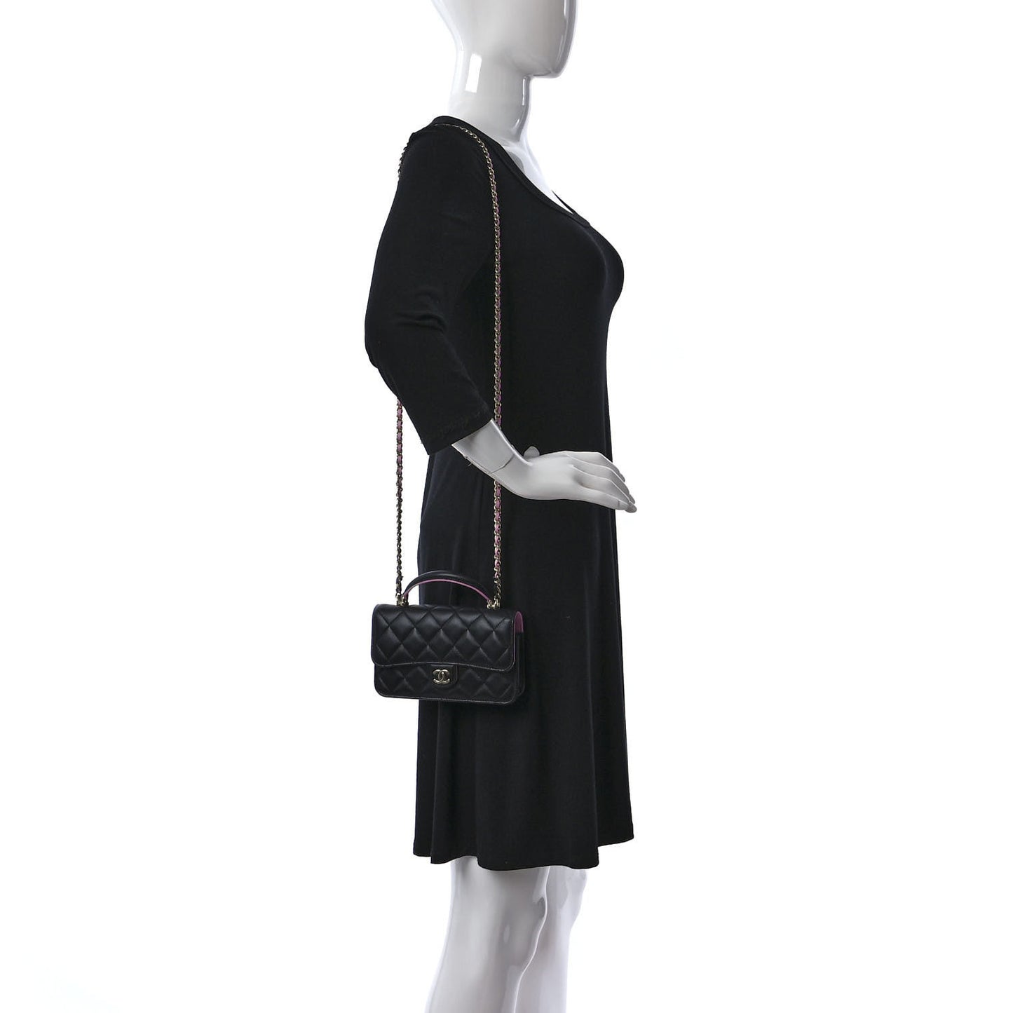 Lambskin Quilted Flap Phone Holder With Chain Black Lilac