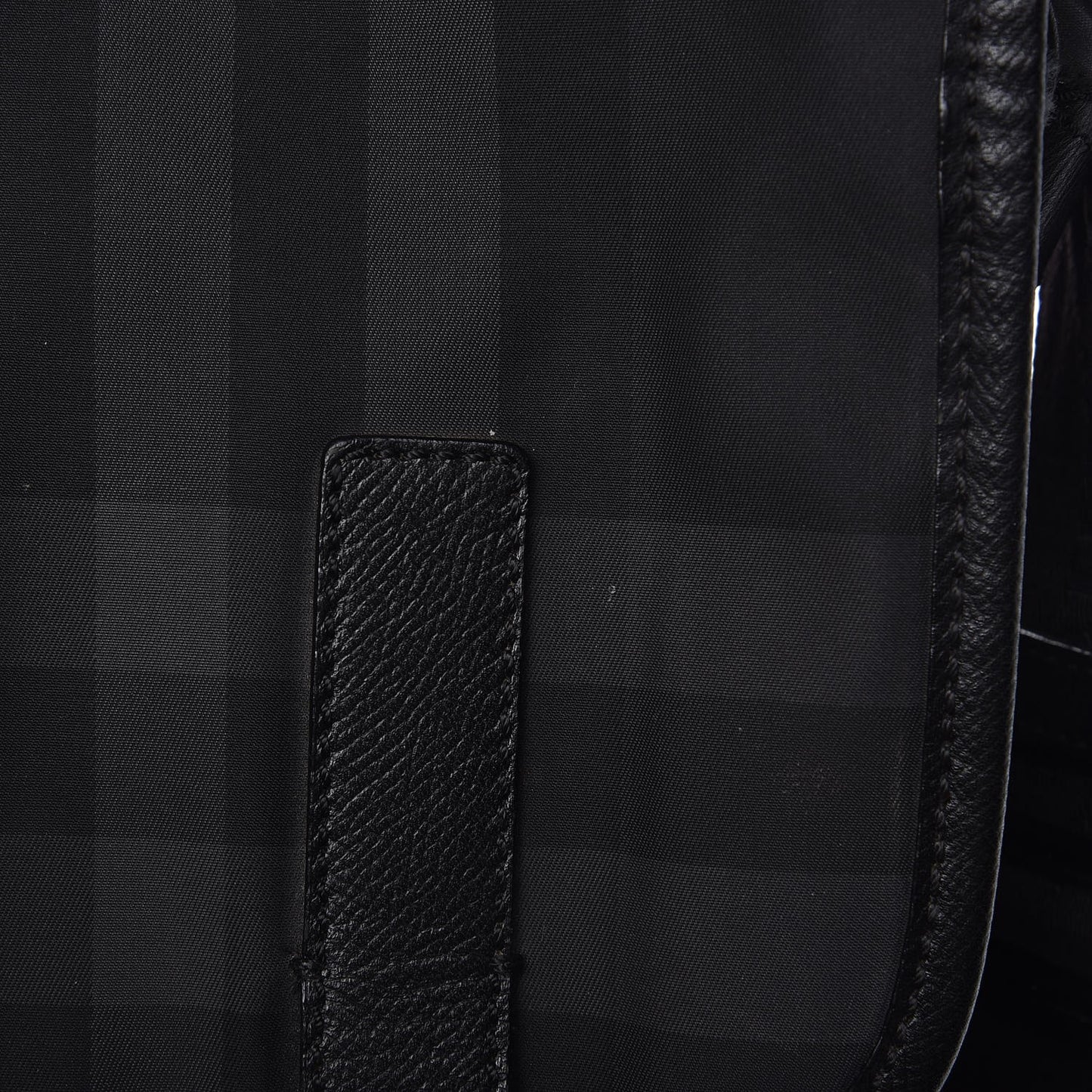 Smoked Check Medium Elgin Messenger Bag Black
