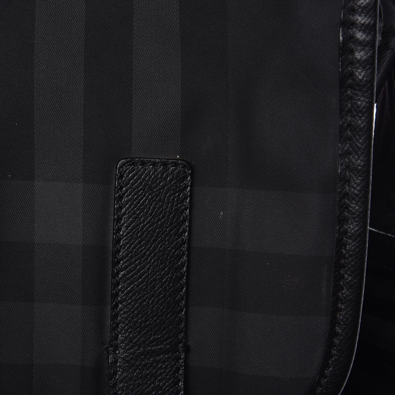 Burberry Smoked Check Medium Elgin Messenger Bag Black 10 of 10