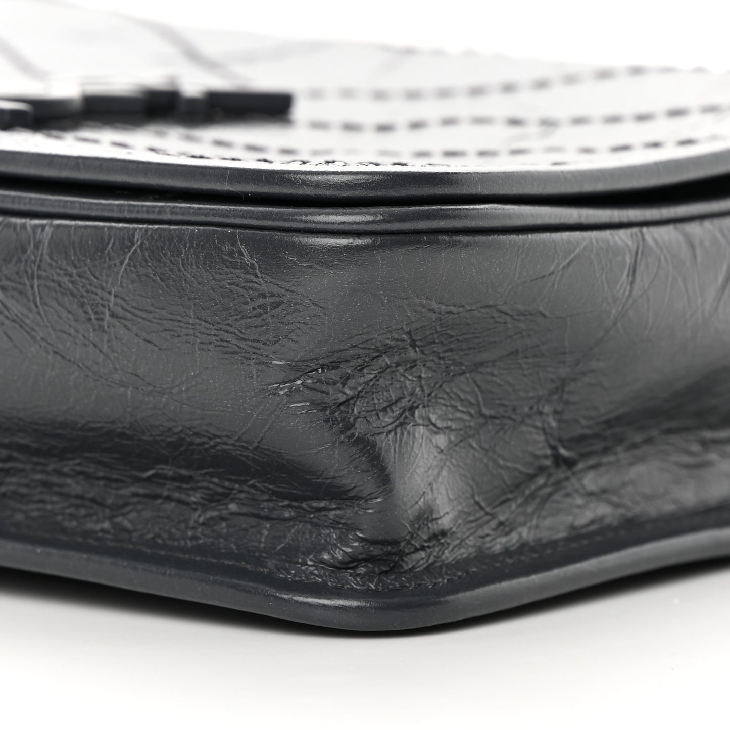 Crinkled Calfskin Matelasse Monogram Niki Chain Wallet Fog