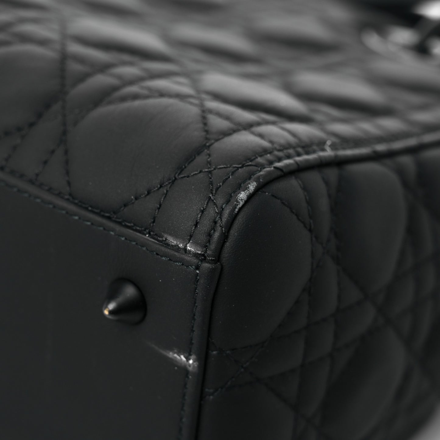 Ultra Matte Calfskin Cannage Medium Lady Dior Black