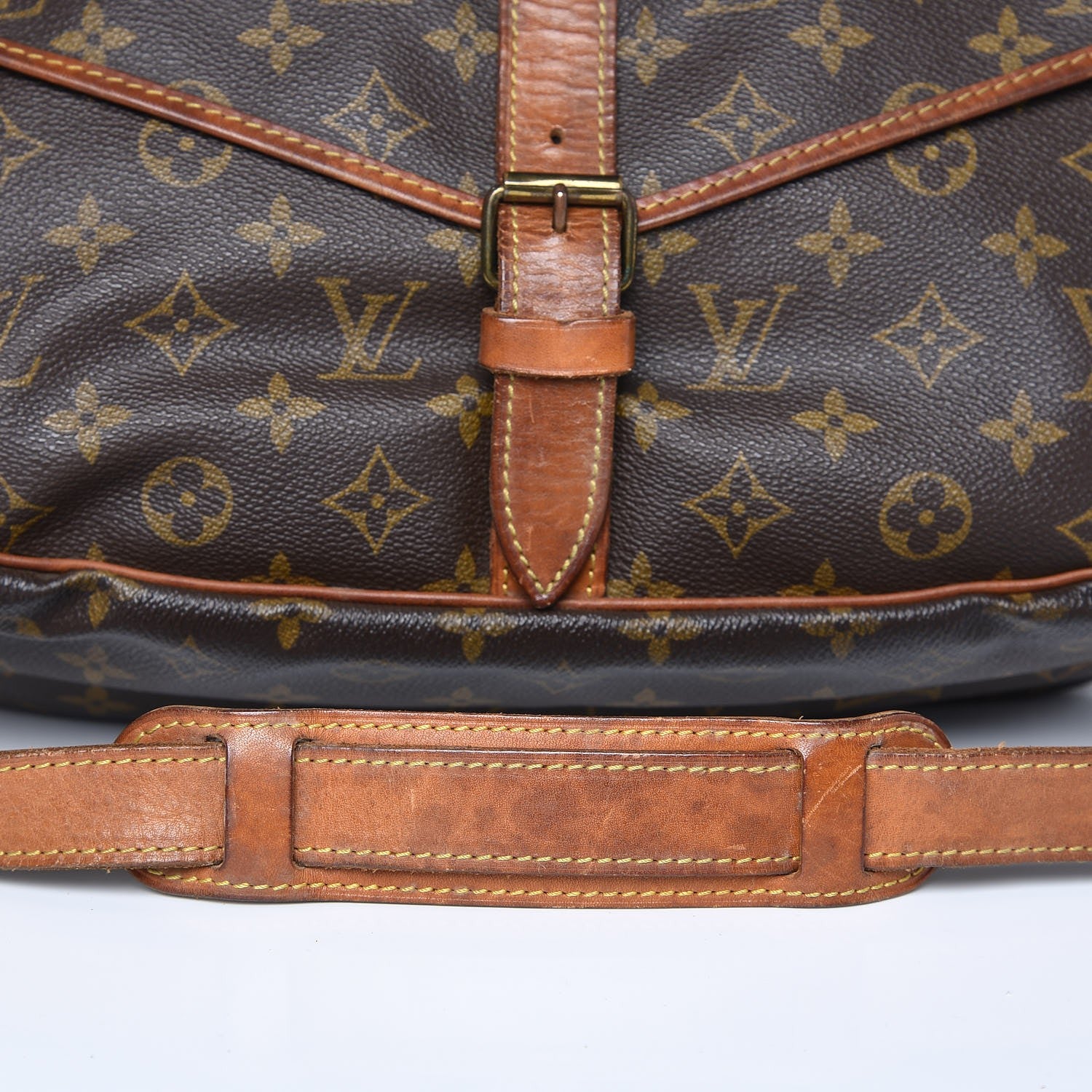 Louis Vuitton Monogram Saumur 35 28 of 33