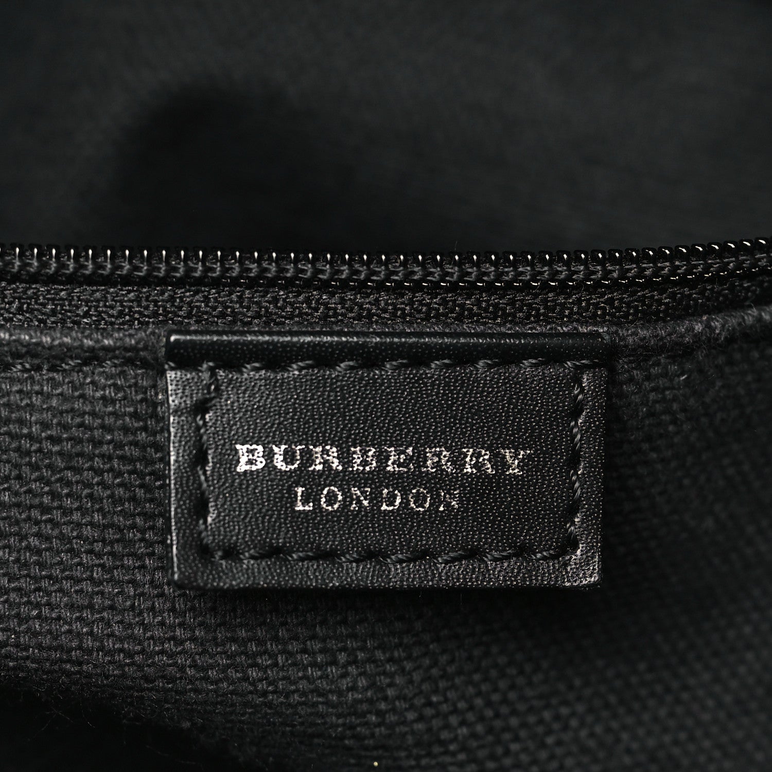 Burberry Grainy Calfskin House Check Horn Toggle Tote Black 6 of 9