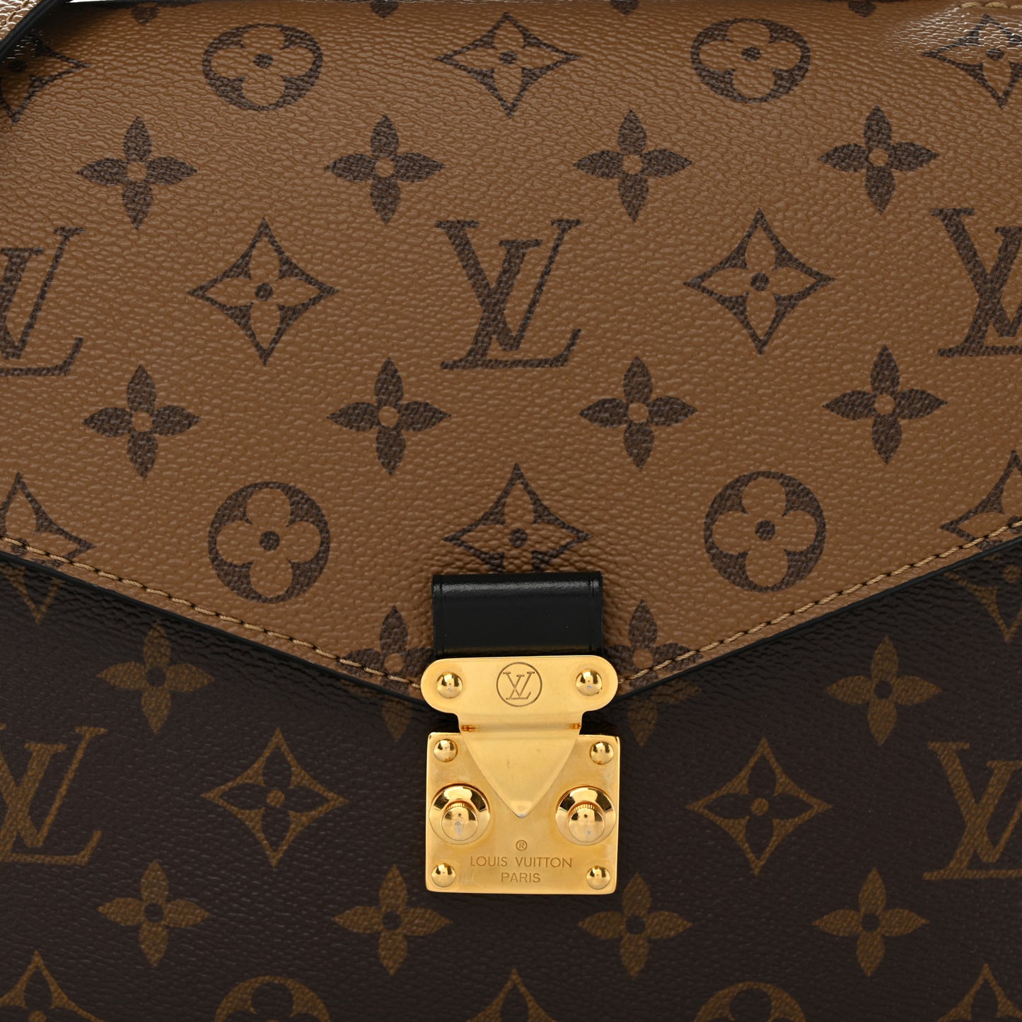 Reverse Monogram Pochette Metis
