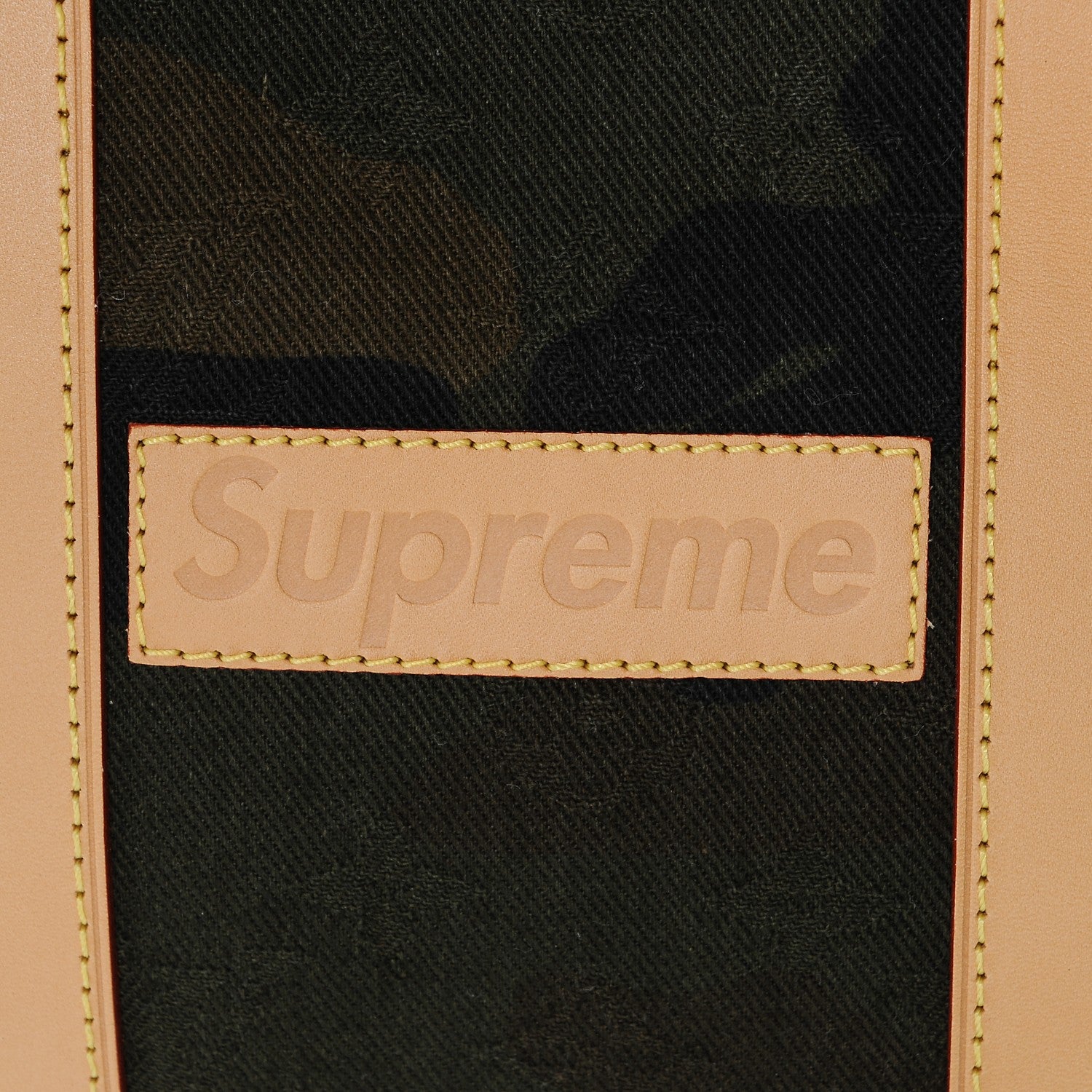 Louis Vuitton X SUPREME Monogram Camouflage Keepall Bandouliere 45 11 of 11