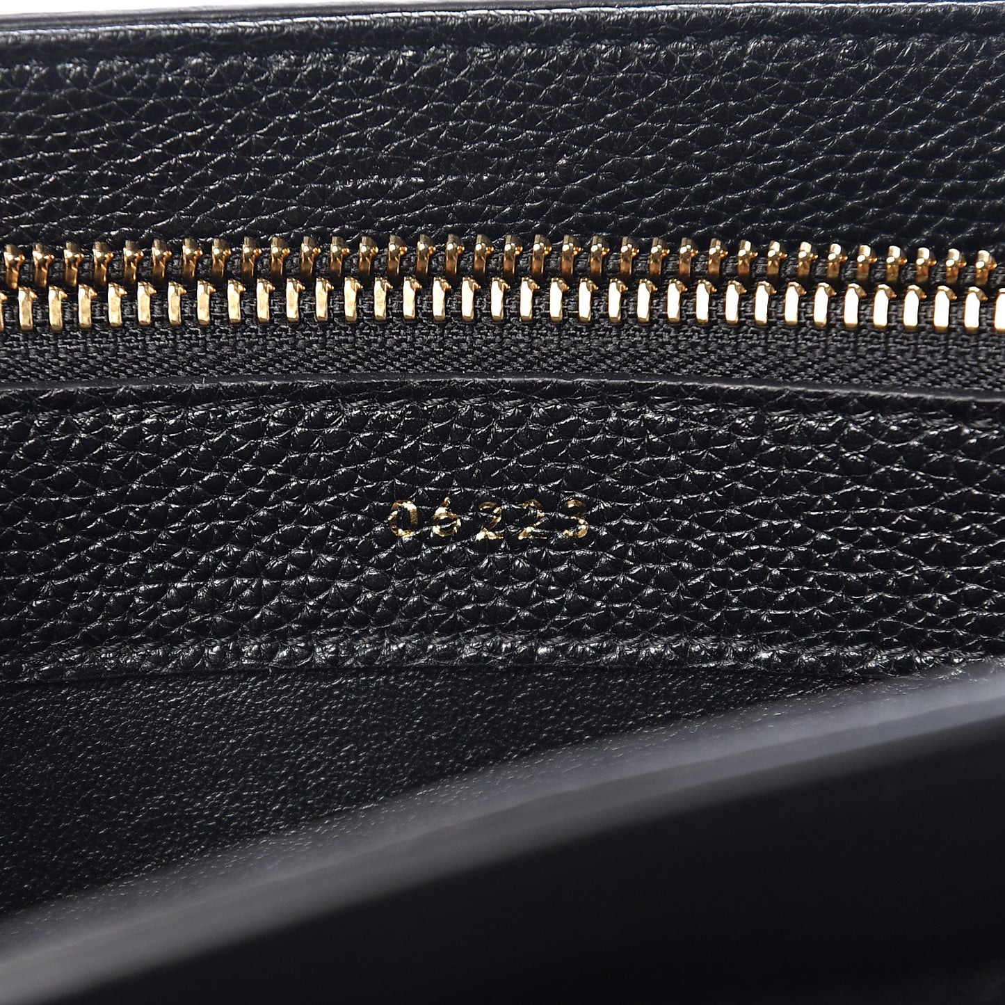 Grained Calfskin Small 16 Top Handle Bag Black