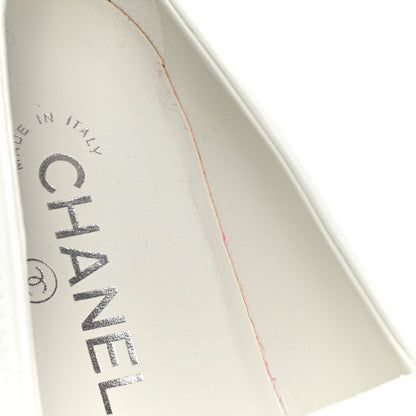 Chanel Shiny Lambskin Quilted CC Turnlock Loafers 40 White 11 of 12