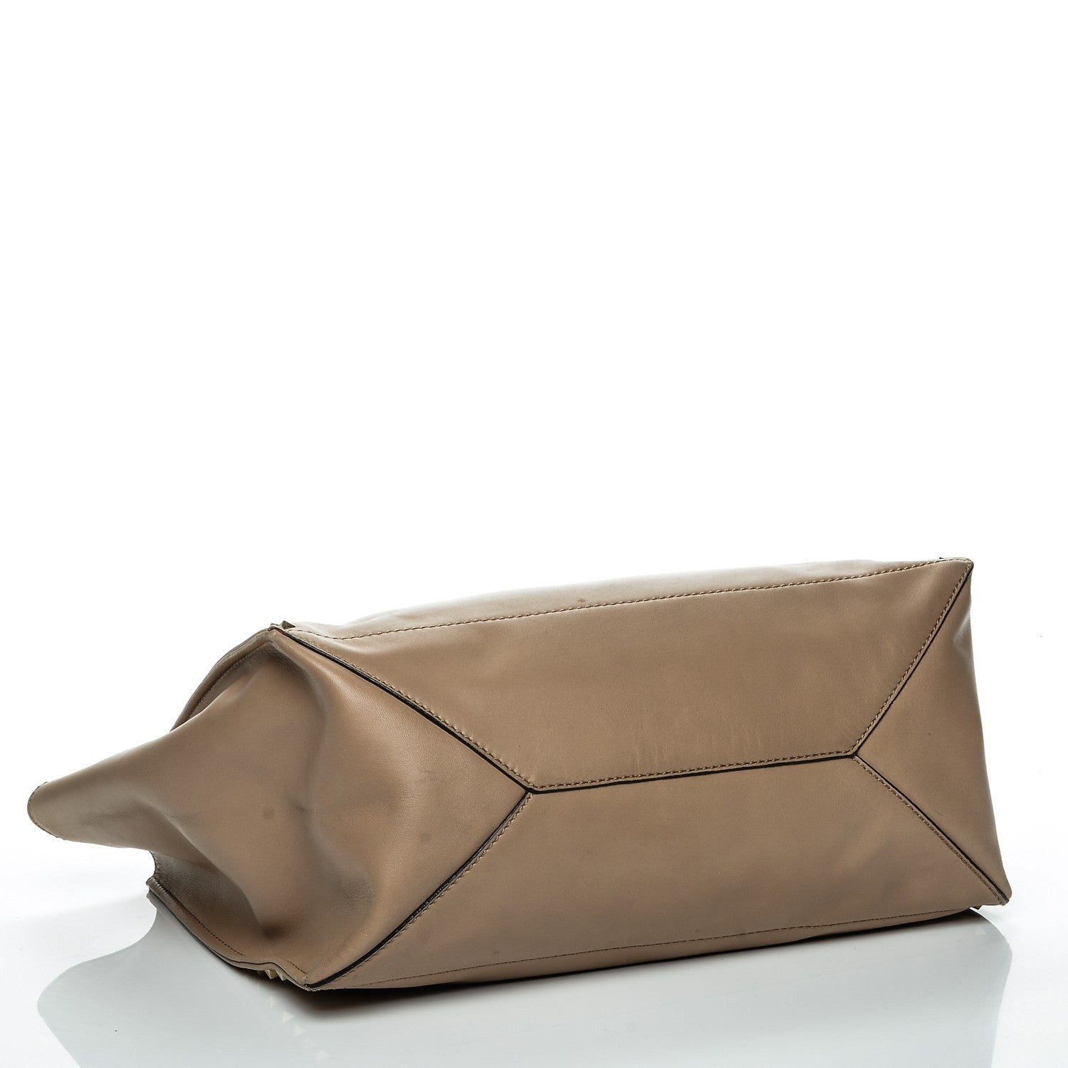 Valentino Garavani Nappa Medium Rockstud Soft Tote Nude 4 of 12