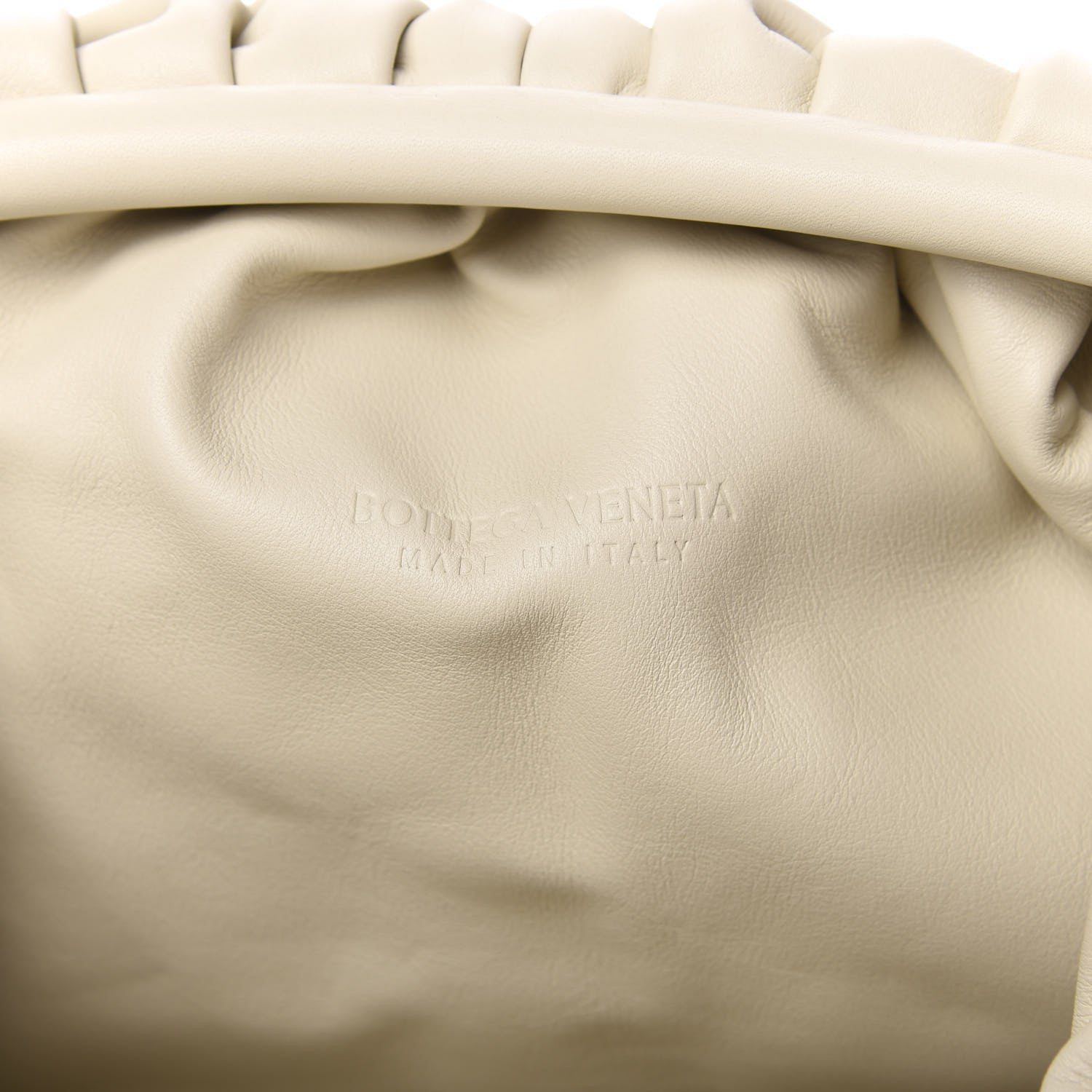 Bottega Veneta Smooth Butter Calf The Pouch Oversized Clutch Plaster 8 of 9