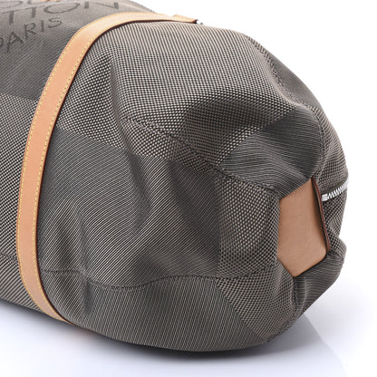 Louis Vuitton Damier Geant Attaquant Terre 6 of 8