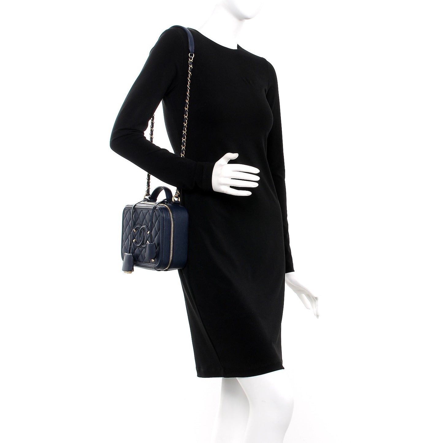 Caviar Quilted Medium CC Filigree Vanity Case Navy
