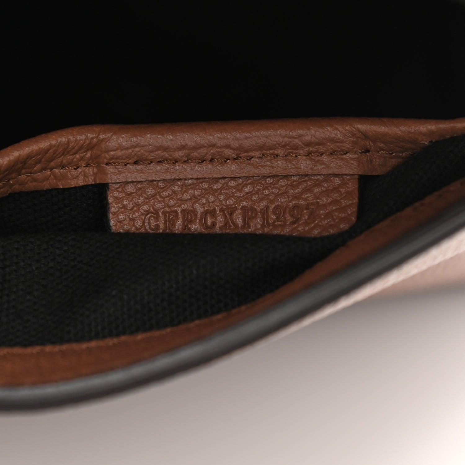 Burberry Derby Calfskin House Check Small Camberley Dark Sand 8 of 13