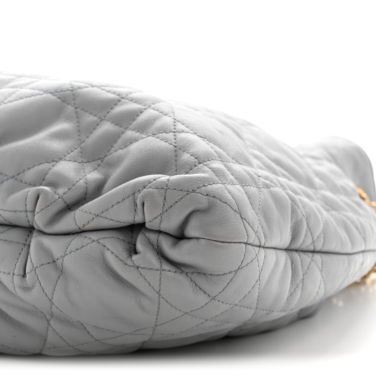 Lambskin Supple Macrocannage Ammi Bag Grey