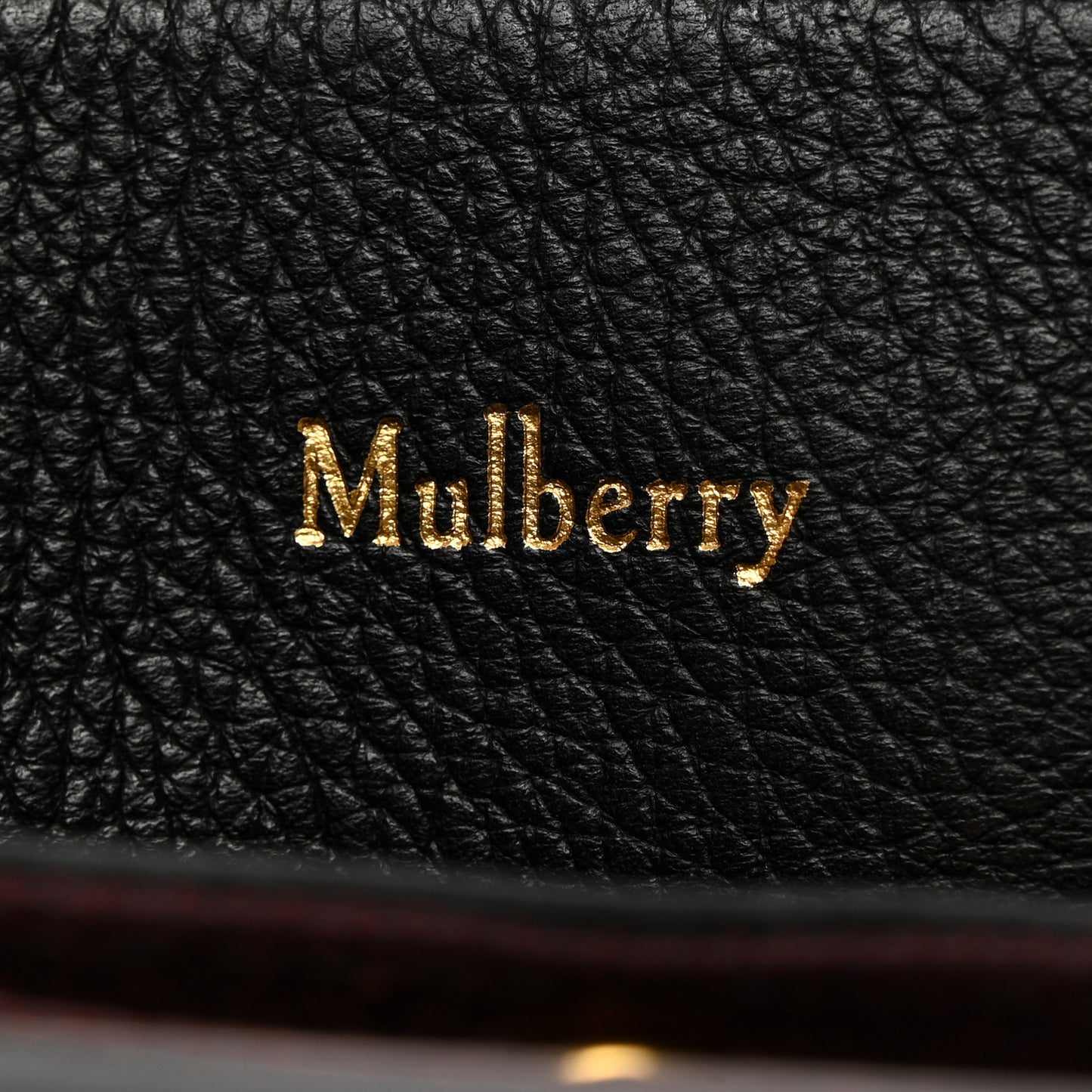 Small Classic Grain Calfskin Small Seaton Black